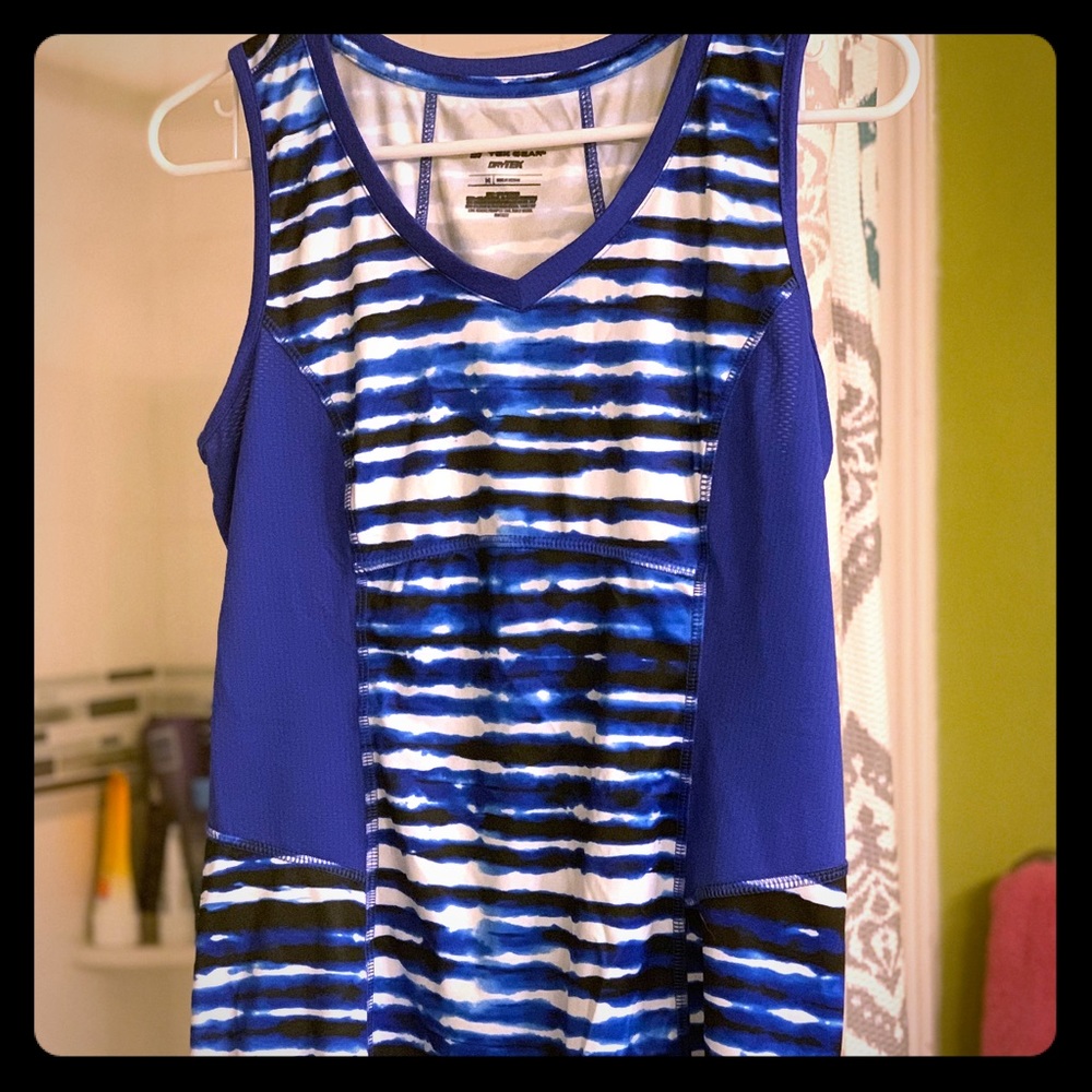 Ladies medium TekGear workout tank top
